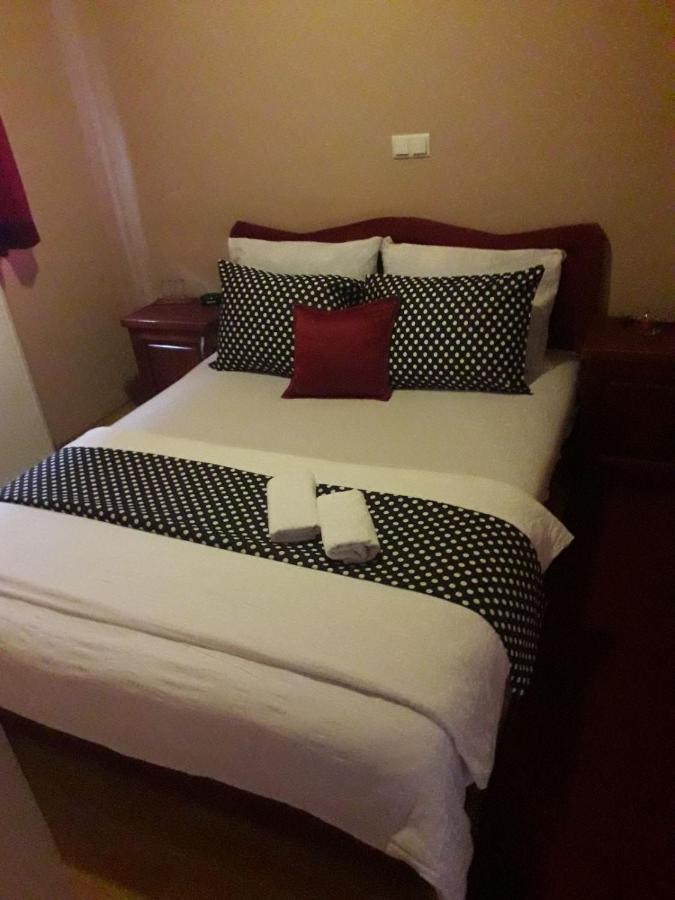 Motel Genex-M บูโกลโน ห้อง รูปภาพ